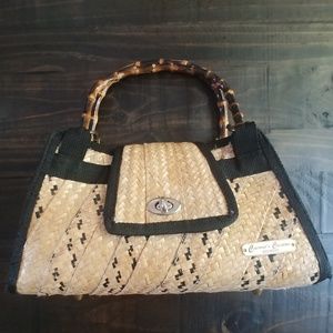 Gorgeous vintage raffia purse!